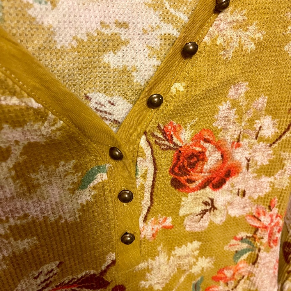 Mustard floral top